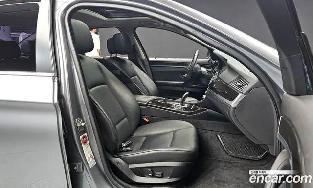 BMW 5 серия 2011 2.0 автомат (гидро), миниатюра 12