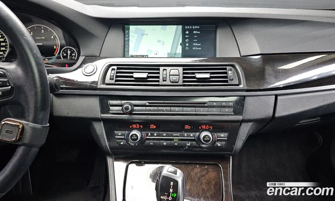 BMW 5 серия 2011 2.0 автомат (гидро), фото 14