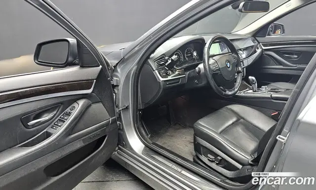 BMW 5 серия 2011 2.0 автомат (гидро), миниатюра 10