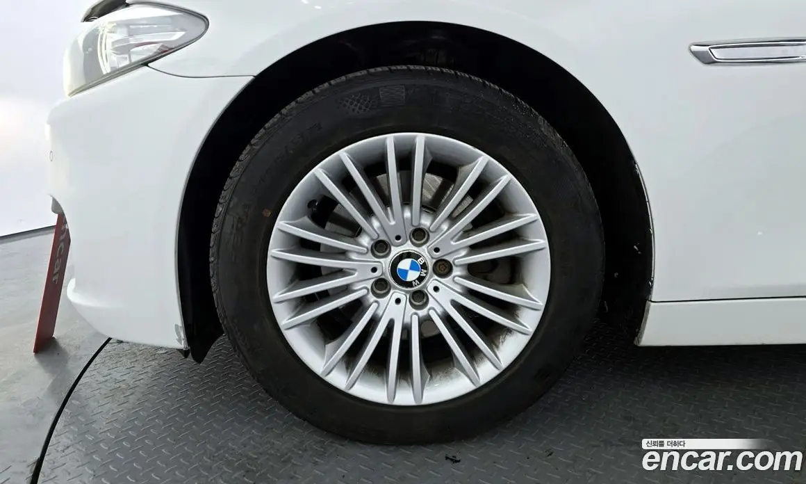 BMW 5 серия 2013 2.0 автомат (гидро), фото 5