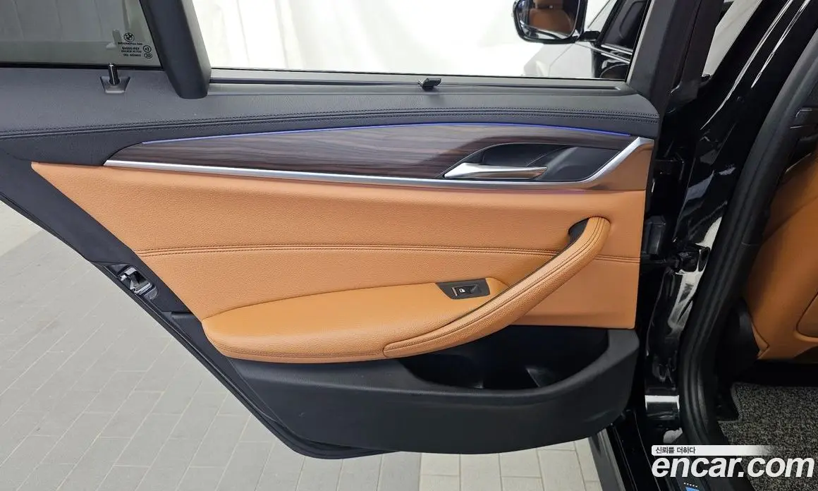BMW 5 серия 2017 2.0 автомат (гидро), фото 15