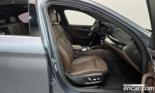 BMW 5 серия 2018 2.0 автомат (гидро), миниатюра 11