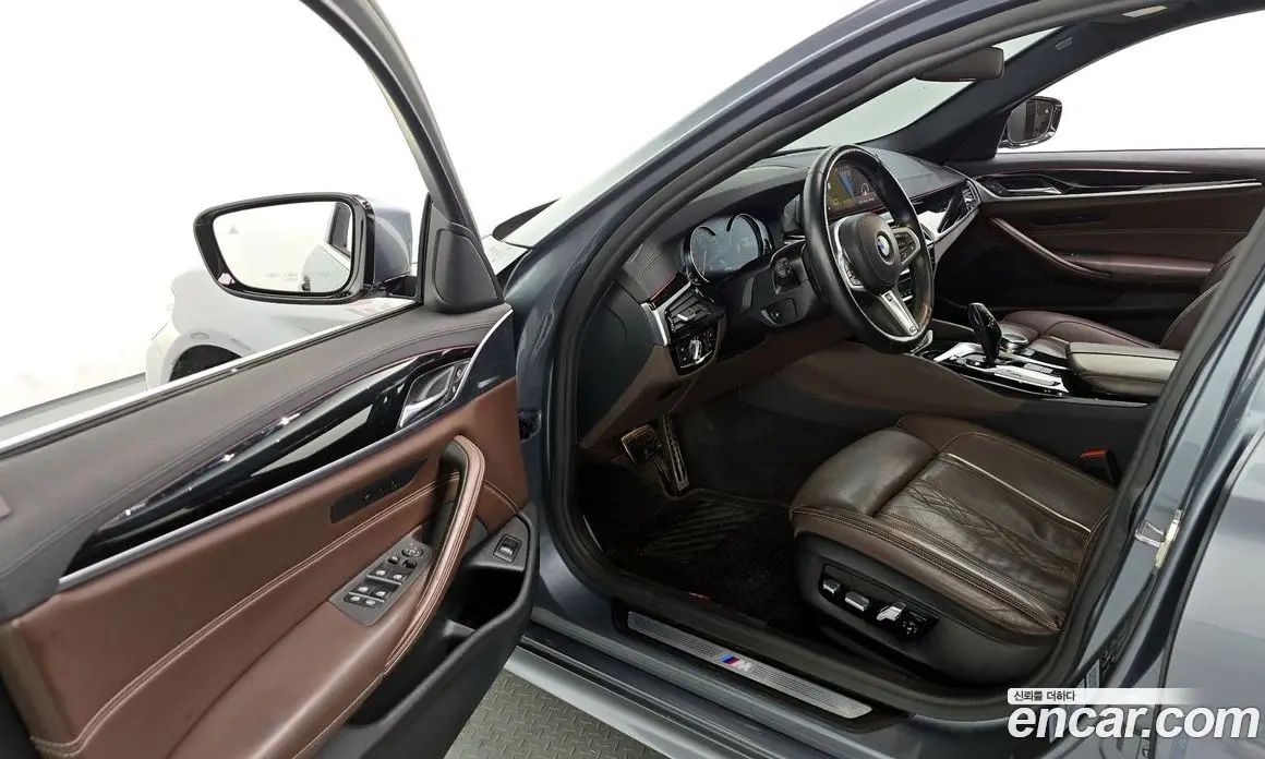 BMW 5 серия 2018 2.0 автомат (гидро), фото 10