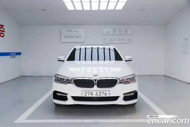 BMW 5 серия 2018 2.0 автомат (гидро), миниатюра 2