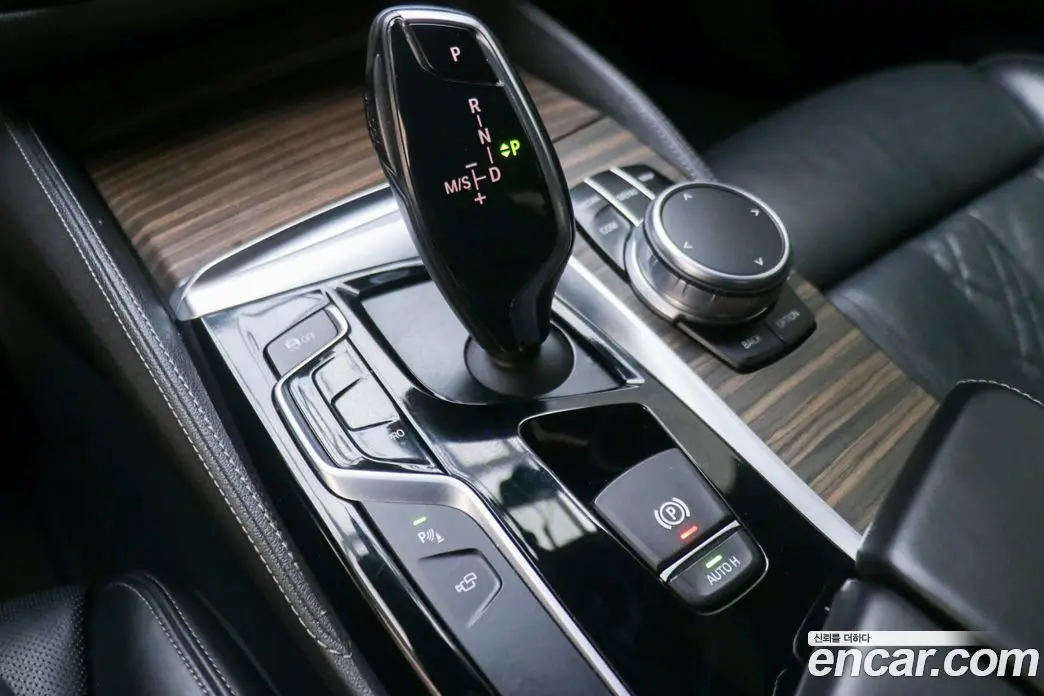 BMW 5 серия 2018 2.0 автомат (гидро), фото 16