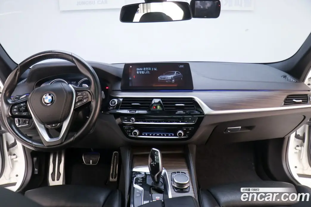 BMW 5 серия 2018 2.0 автомат (гидро), фото 7