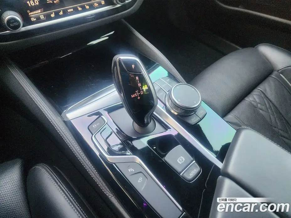 BMW 5 серия 2018 2.0 автомат (гидро), фото 16 BMW 5 серия 2018 2.0 автомат (гидро), фото 16