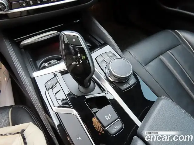 BMW 5 серия 2018 2.0 автомат (гидро), миниатюра 11 BMW 5 серия 2018 2.0 автомат (гидро), миниатюра 11