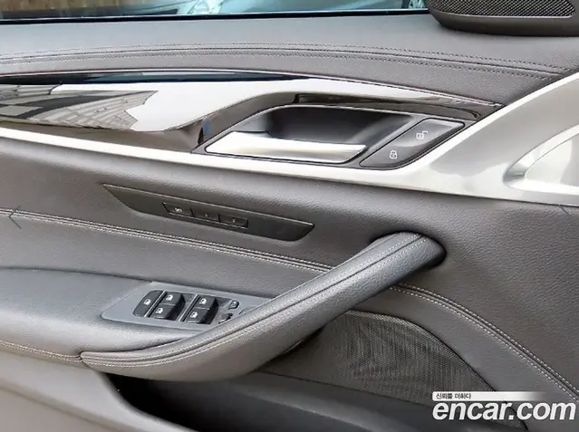 BMW 5 серия 2018 2.0 автомат (гидро), миниатюра 12