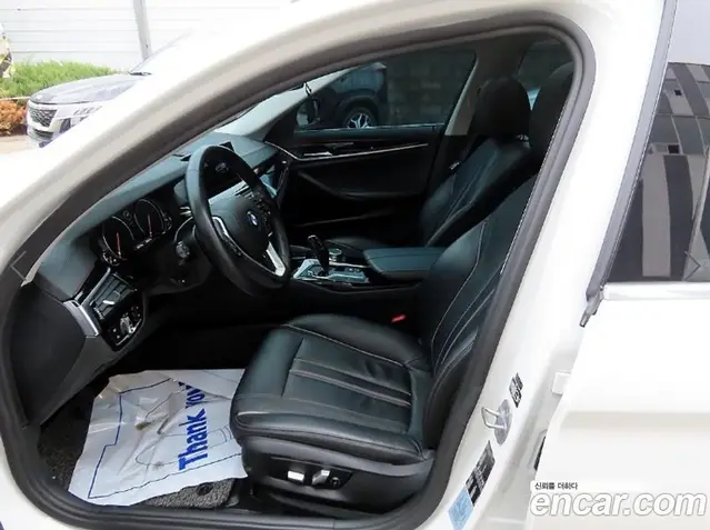BMW 5 серия 2018 2.0 автомат (гидро), миниатюра 5 BMW 5 серия 2018 2.0 автомат (гидро), миниатюра 5