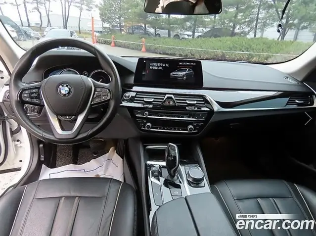 BMW 5 серия 2018 2.0 автомат (гидро), миниатюра 7 BMW 5 серия 2018 2.0 автомат (гидро), миниатюра 7