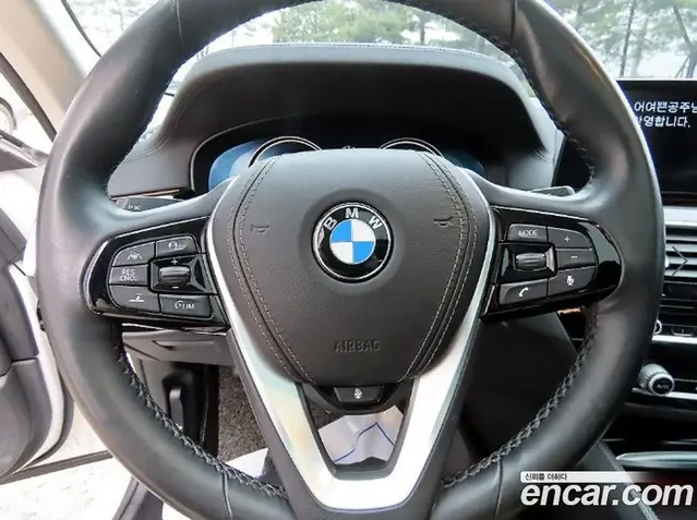 BMW 5 серия 2018 2.0 автомат (гидро), миниатюра 8 BMW 5 серия 2018 2.0 автомат (гидро), миниатюра 8