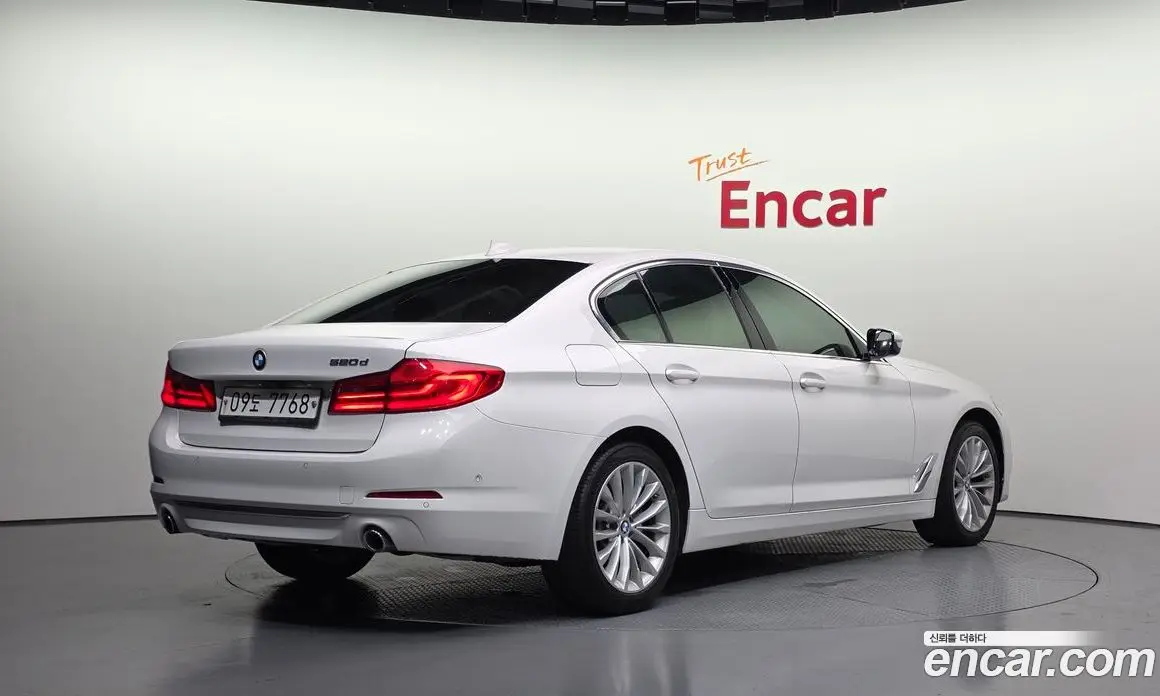 BMW 5 серия 2019 2.0 автомат (гидро), фото 2 BMW 5 серия 2019 2.0 автомат (гидро), фото 2