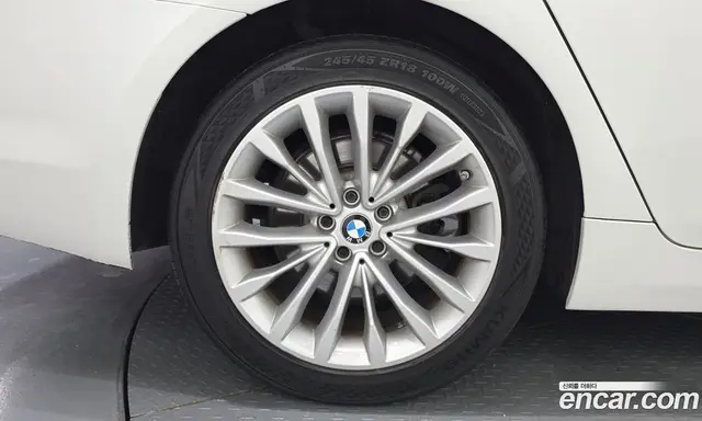 BMW 5 серия 2019 2.0 автомат (гидро), миниатюра 5 BMW 5 серия 2019 2.0 автомат (гидро), миниатюра 5
