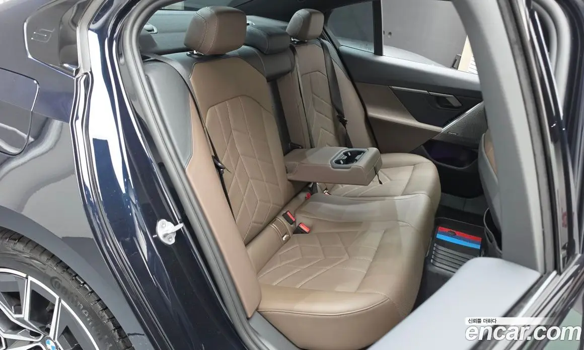 BMW 5 серия 2025 2.0 автомат (гидро), фото 17