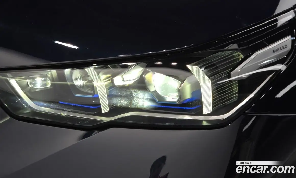 BMW 5 серия 2025 2.0 автомат (гидро), фото 8