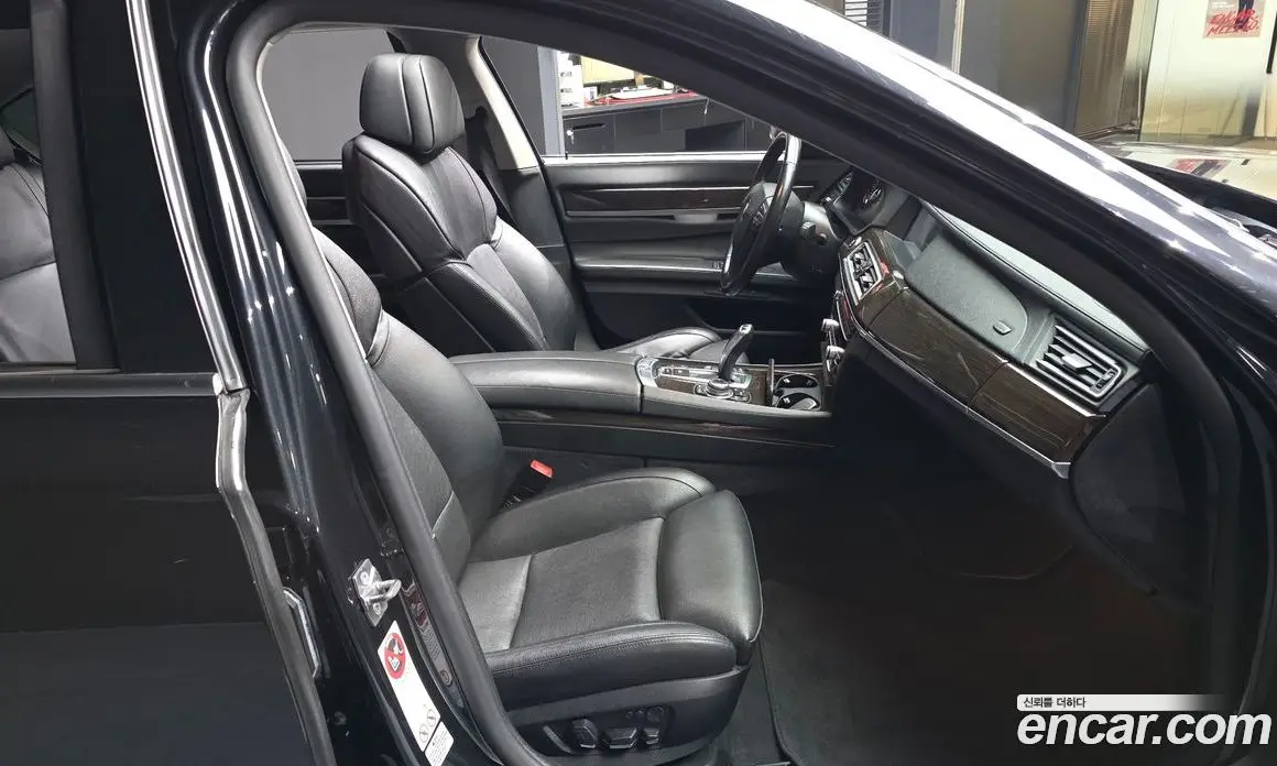 BMW 7 серия 2011 4.4 автомат (гидро), фото 11