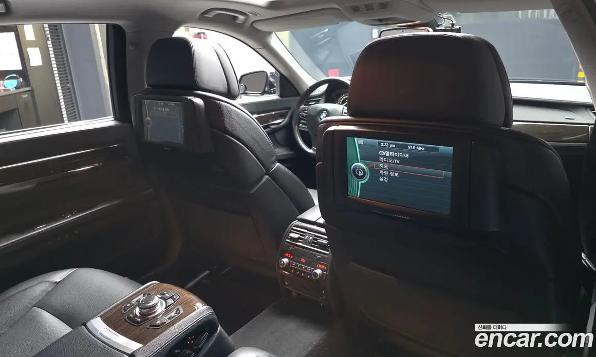 BMW 7 серия 2011 4.4 автомат (гидро), фото 18
