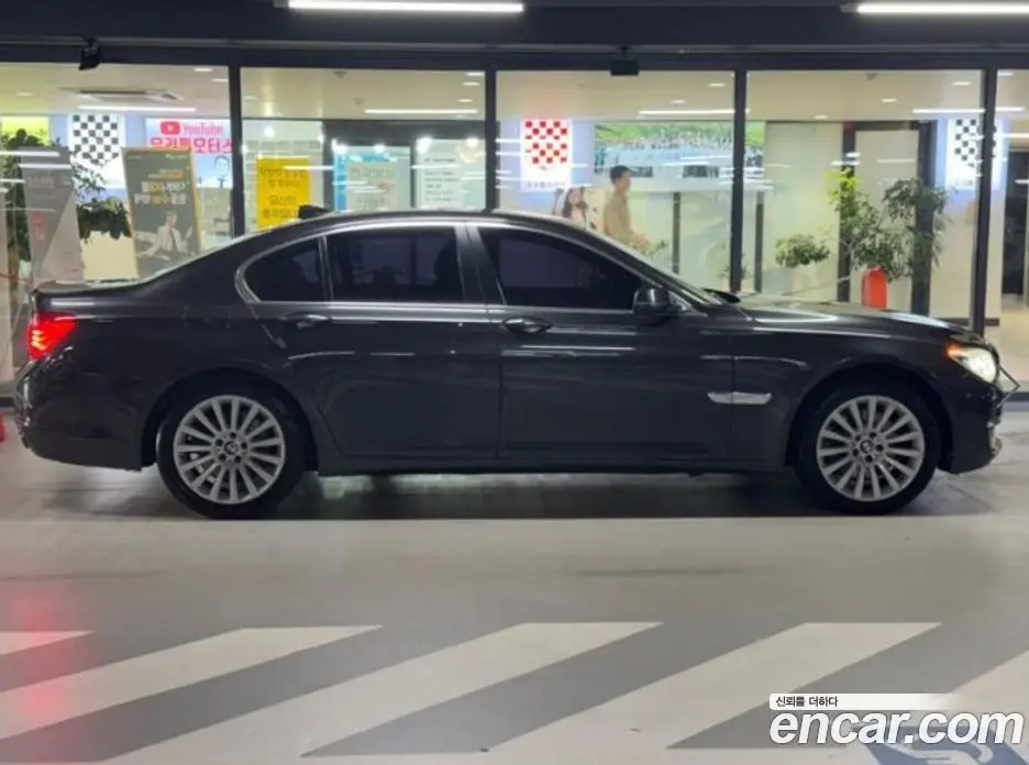 BMW 7 серия 2013 3.0 автомат (гидро), фото 3
