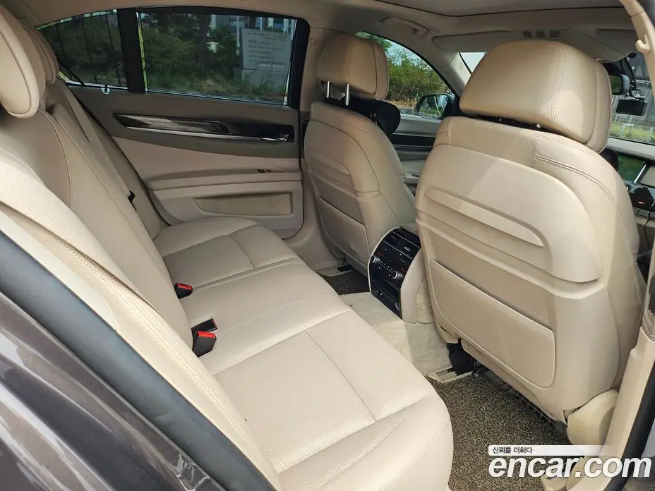 BMW 7 серия 2013 3.0 автомат (гидро), фото 14 BMW 7 серия 2013 3.0 автомат (гидро), фото 14