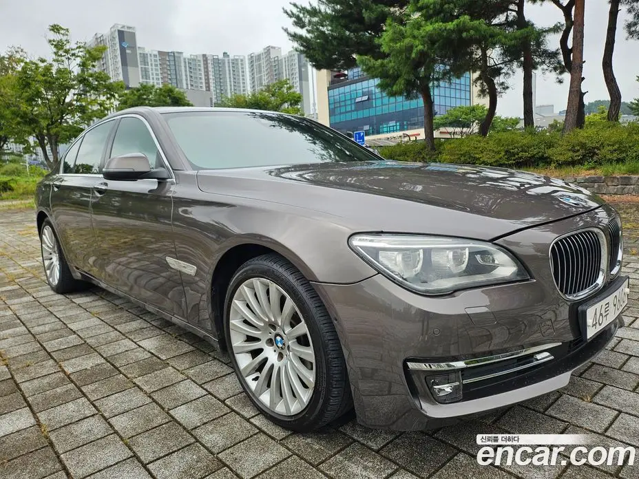 BMW 7 серия 2013 3.0 автомат (гидро), фото 3 BMW 7 серия 2013 3.0 автомат (гидро), фото 3