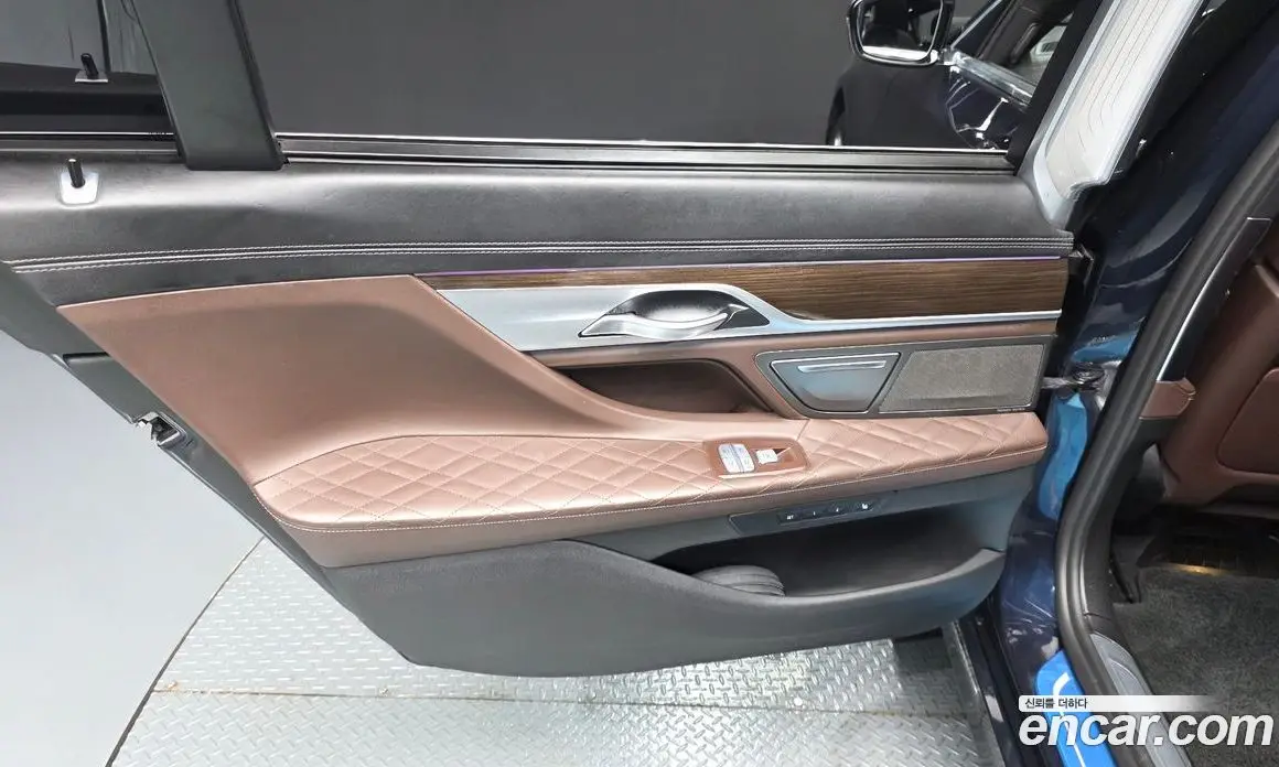 BMW 7 серия 2019 3.0 автомат (гидро), фото 15 BMW 7 серия 2019 3.0 автомат (гидро), фото 15