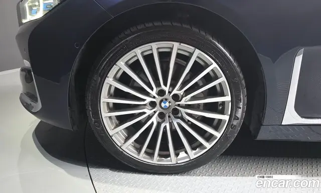 BMW 7 серия 2019 3.0 автомат (гидро), миниатюра 5 BMW 7 серия 2019 3.0 автомат (гидро), миниатюра 5