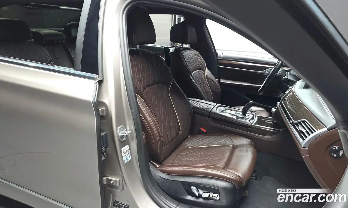 BMW 7 серия 2021 3.0 автомат (гидро), фото 11 BMW 7 серия 2021 3.0 автомат (гидро), фото 11