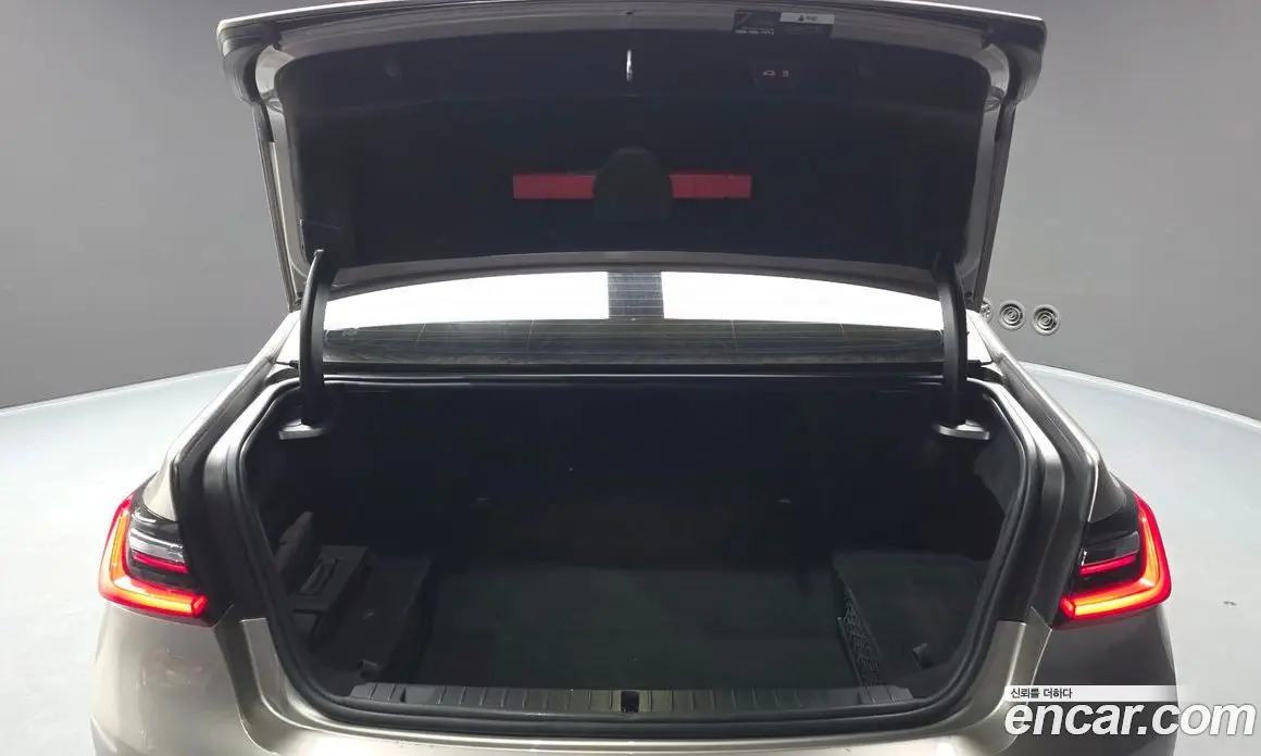BMW 7 серия 2021 3.0 автомат (гидро), фото 20 BMW 7 серия 2021 3.0 автомат (гидро), фото 20