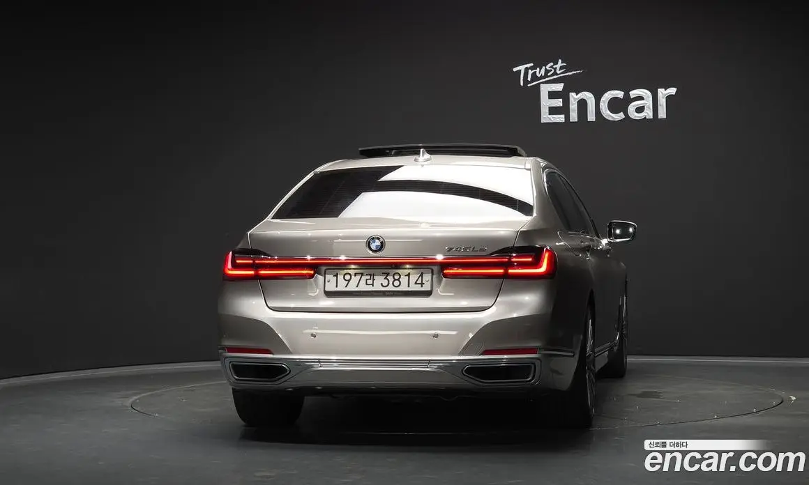 BMW 7 серия 2021 3.0 автомат (гидро), фото 4 BMW 7 серия 2021 3.0 автомат (гидро), фото 4