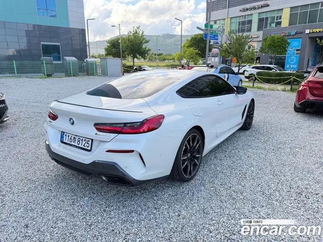 BMW 8 серия 2026 4.4 автомат (гидро), миниатюра 6 BMW 8 серия 2026 4.4 автомат (гидро), миниатюра 6