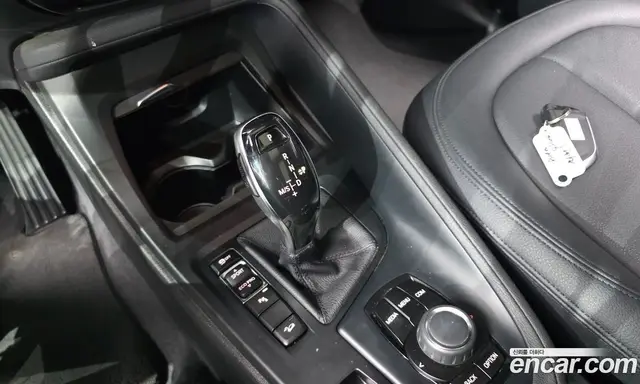 BMW X1 2018 2.0 автомат (гидро), миниатюра 12