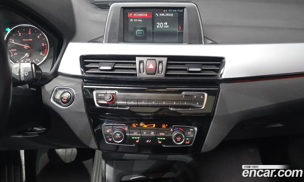 BMW X1 2018 2.0 автомат (гидро), фото 19 BMW X1 2018 2.0 автомат (гидро), фото 19