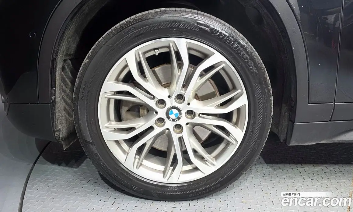 BMW X1 2018 2.0 автомат (гидро), фото 5 BMW X1 2018 2.0 автомат (гидро), фото 5