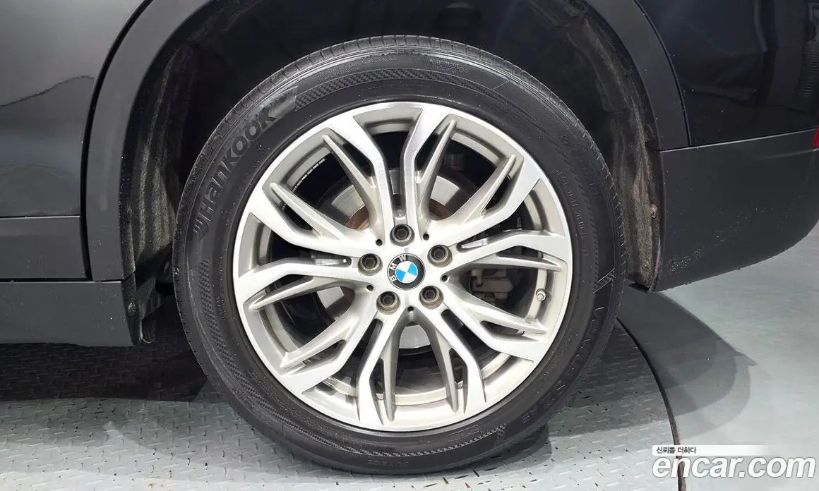 BMW X1 2018 2.0 автомат (гидро), фото 7 BMW X1 2018 2.0 автомат (гидро), фото 7