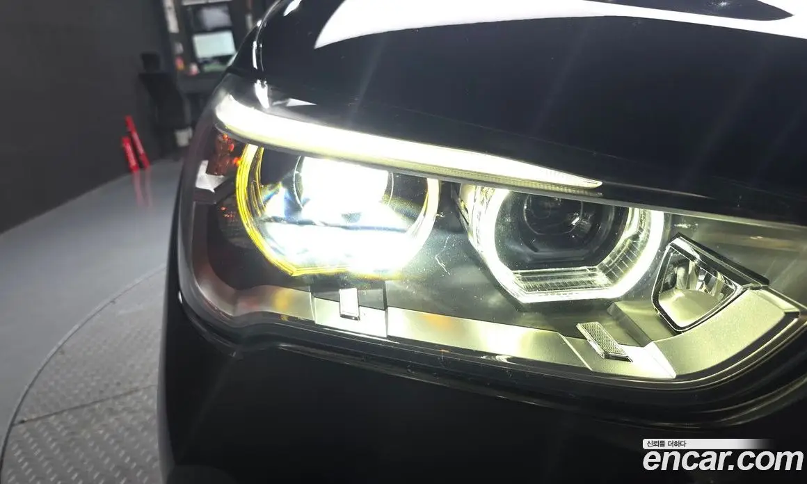 BMW X1 2018 2.0 автомат (гидро), фото 8 BMW X1 2018 2.0 автомат (гидро), фото 8