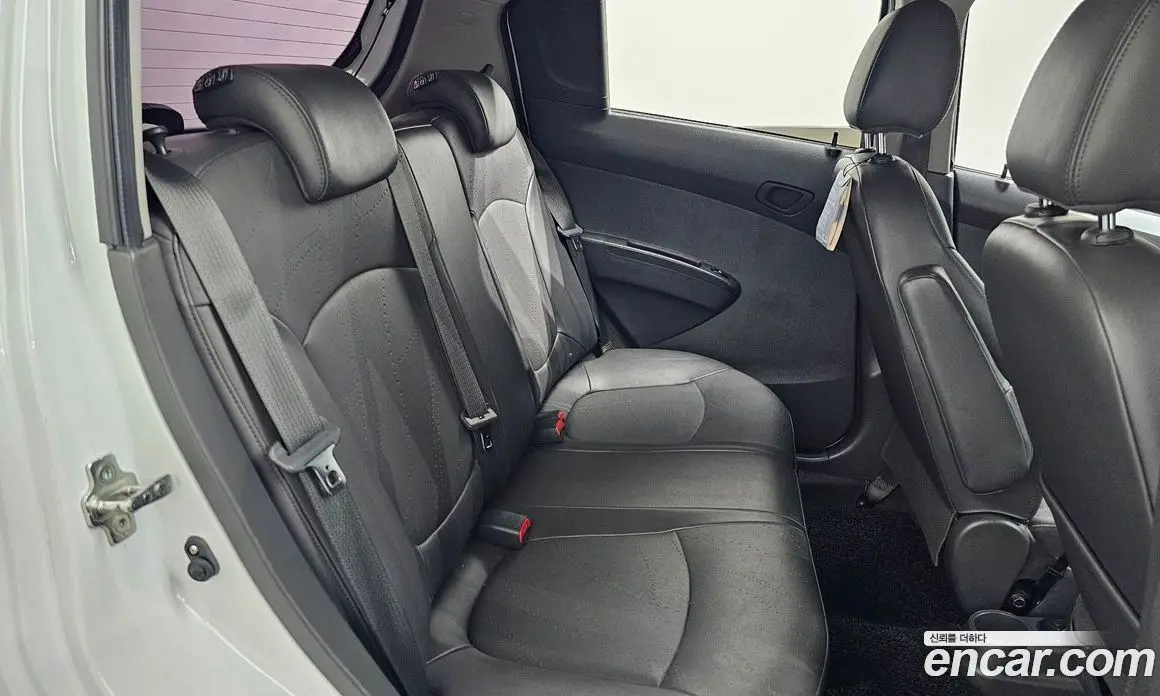 Chevrolet Spark 2014 1.0 автомат (гидро), фото 12 Chevrolet Spark 2014 1.0 автомат (гидро), фото 12