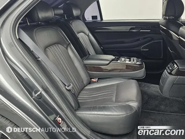 Genesis EQ900 2017 3.8 автомат (гидро), миниатюра 12