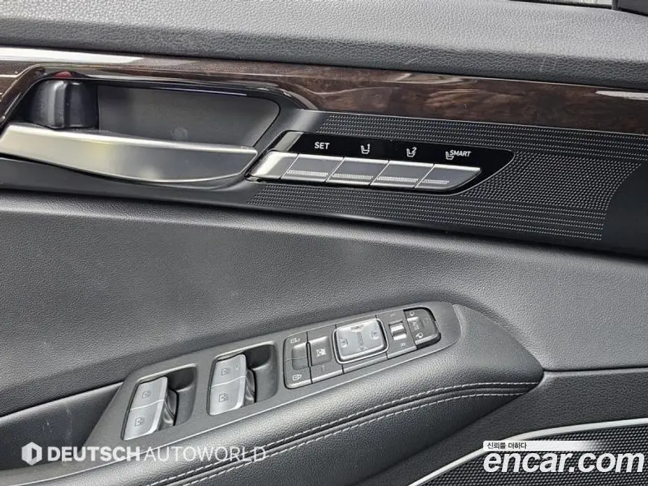 Genesis EQ900 2017 3.8 автомат (гидро), фото 17 Genesis EQ900 2017 3.8 автомат (гидро), фото 17