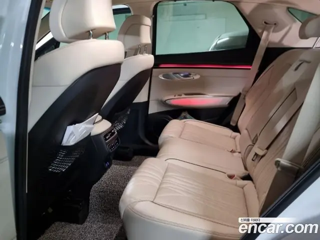 Genesis GV70 2024 2.5 автомат (гидро), миниатюра 11
