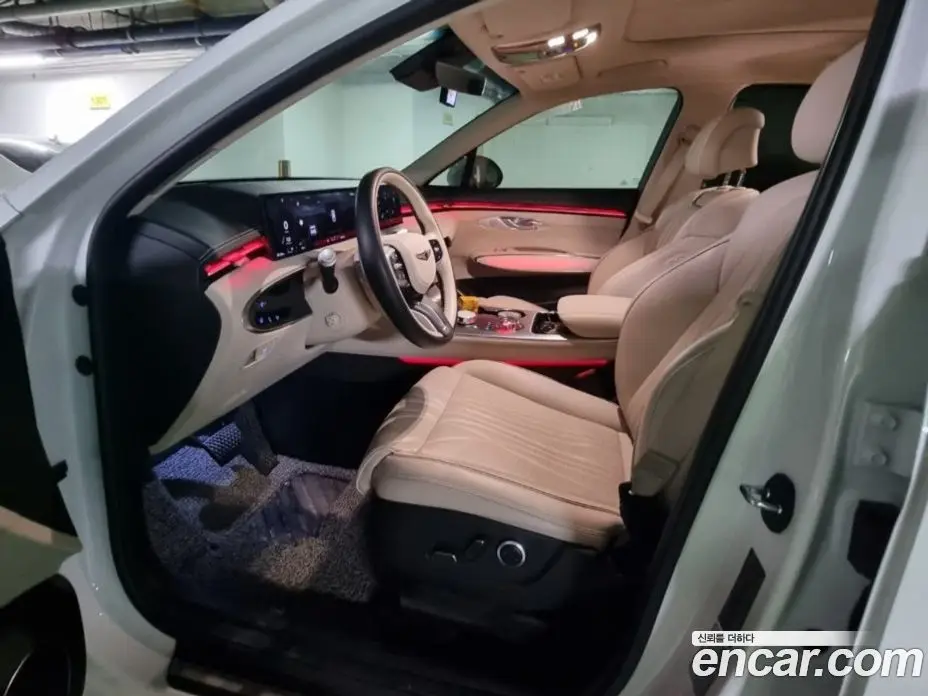 Genesis GV70 2024 2.5 автомат (гидро), фото 18