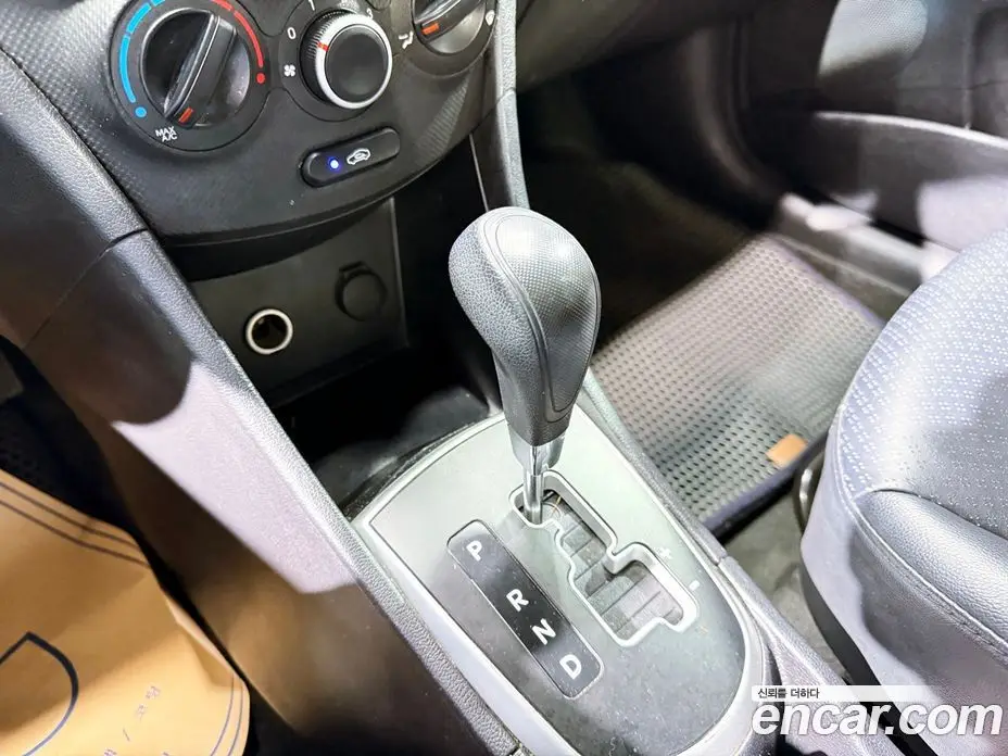 Hyundai Accent 2012 1.6 автомат (гидро), фото 12