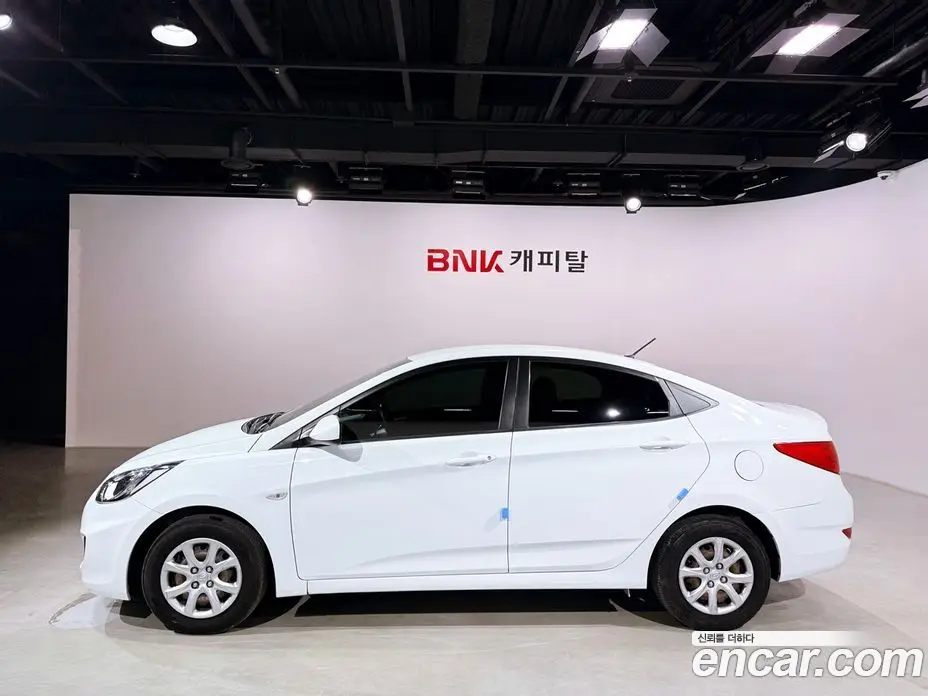 Hyundai Accent 2012 1.6 автомат (гидро), фото 3