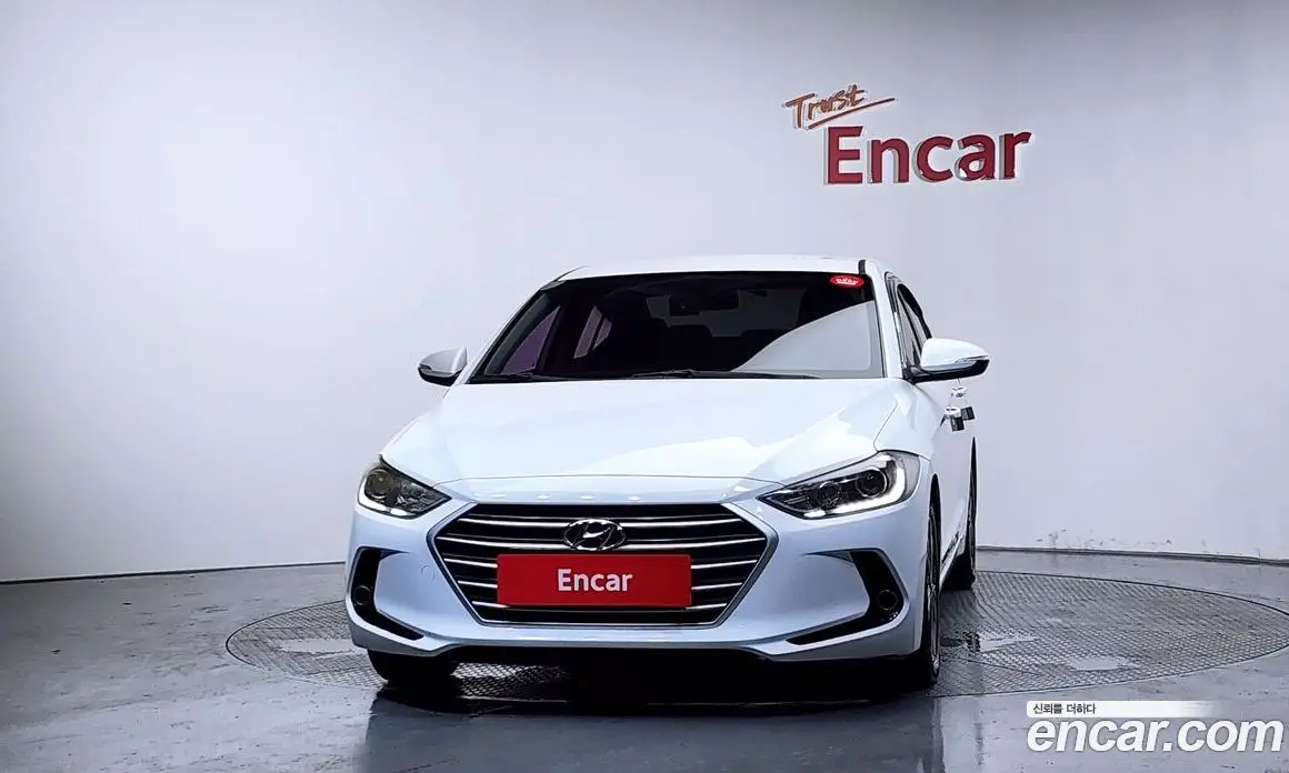 Hyundai Avante 2015 1.6 автомат (гидро), фото 3