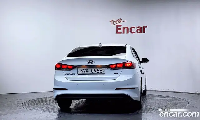Hyundai Avante 2015 1.6 автомат (гидро), миниатюра 4