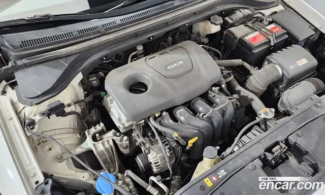 Hyundai Avante 2015 1.6 автомат (гидро), миниатюра 6