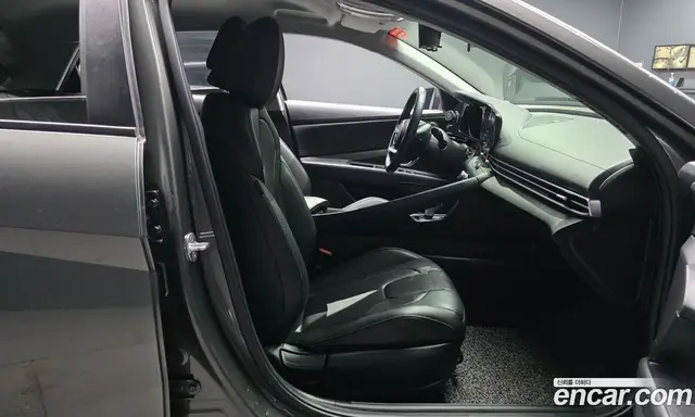 Hyundai Avante 2020 1.6 автомат (гидро), миниатюра 10 Hyundai Avante 2020 1.6 автомат (гидро), миниатюра 10