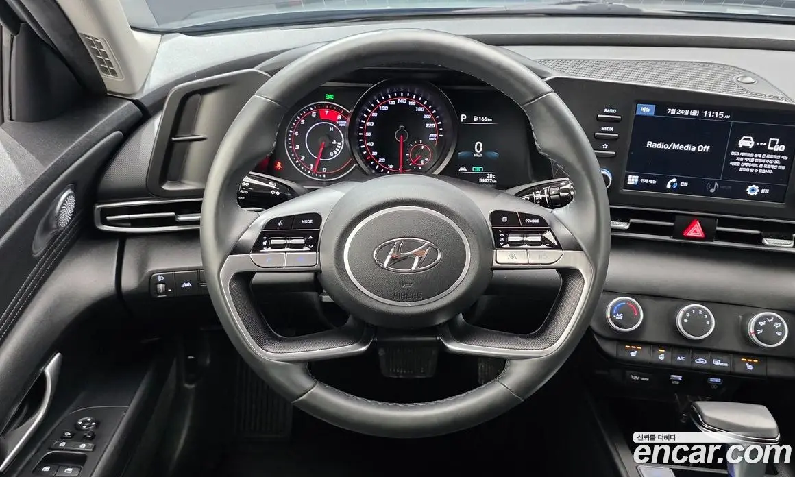 Hyundai Avante 2021 1.6 автомат (гидро), фото 13