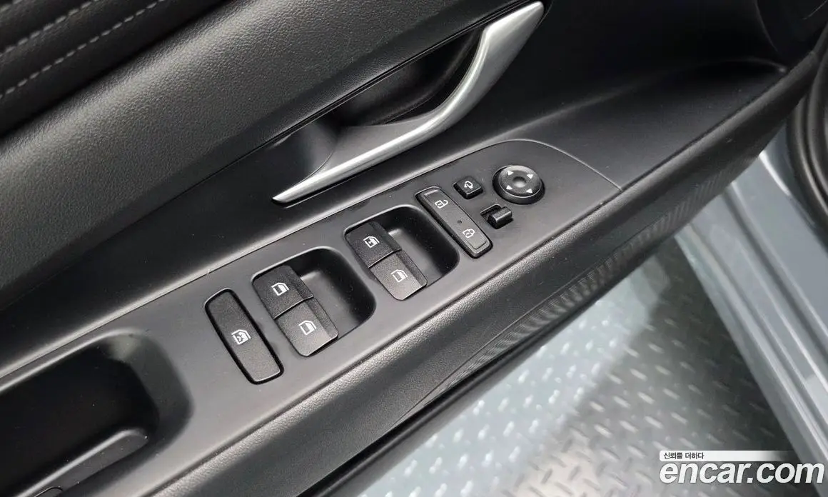 Hyundai Avante 2021 1.6 автомат (гидро), фото 19