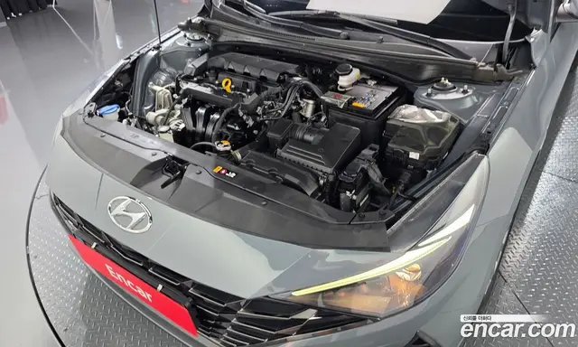 Hyundai Avante 2021 1.6 автомат (гидро), миниатюра 6